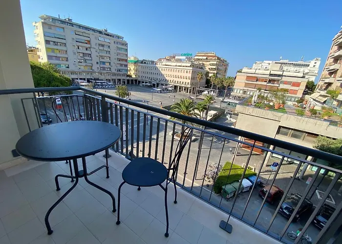 Appartamento In Centro A Due Passi Dal Mare